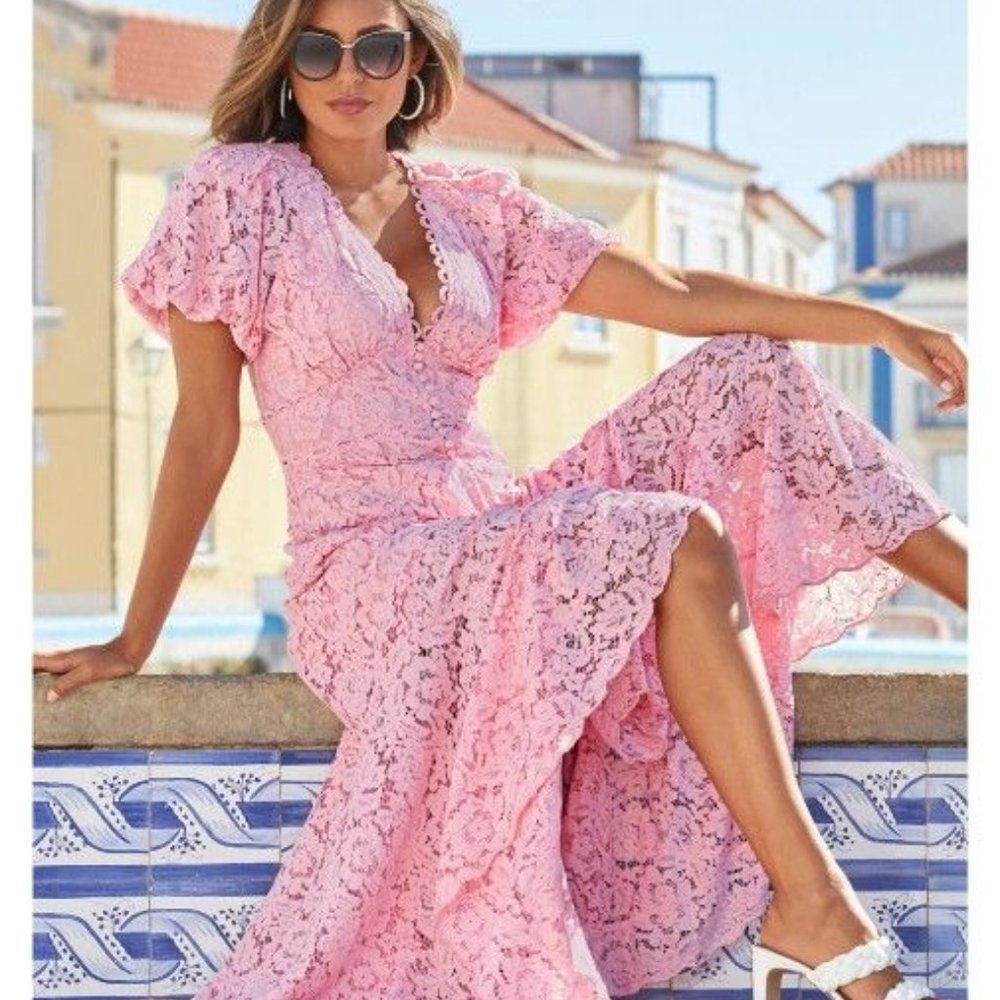 Gorgeous lace dress never worn